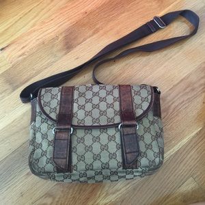 Gucci crossbody bag